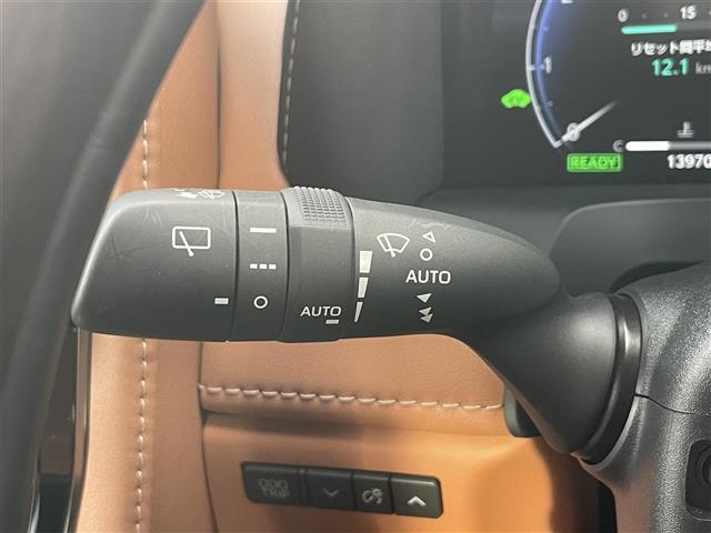 ヴェルファイアハイブリッド Z プレミア ムーンルーフ 純正メモリナビゲーション 全方位カメラ 茶革シート 全席シートヒーター エアシート パワーシート パワーバックドア レーダークルーズコントロール 両側パワースライドドア オートステップ(14枚目)