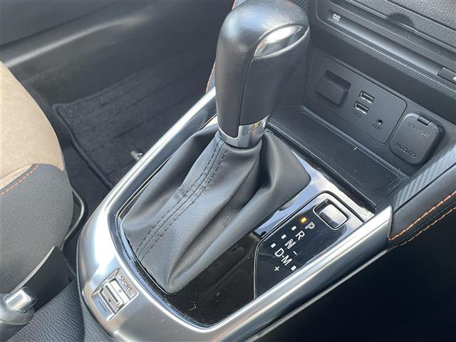 デミオ １３Ｓテーラードブラウン　純正ナビゲーション／バックカメラ／ＥＴＣ／前席シートヒーター／アドバンストスマートシティブレーキサポート／誤発進抑制制御／車線逸脱警報システム／ブラインドスポットモニター／クルーズコントロール（10枚目）