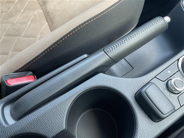 デミオ １３Ｓテーラードブラウン　純正ナビゲーション／バックカメラ／ＥＴＣ／前席シートヒーター／アドバンストスマートシティブレーキサポート／誤発進抑制制御／車線逸脱警報システム／ブラインドスポットモニター／クルーズコントロール（11枚目）