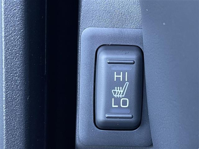 デリカＤ：５ シャモニー　４ＷＤ　登録済未使用車　プリクラッシュセーフティ　両側パワースライドドア　レーダークルーズコントロール　パワーバックドア　全方位カメラ　ハーフレザーシート　運転席パワーシート　ハーフレザーシート（15枚目）