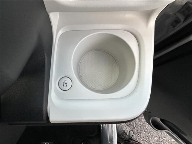 ムーヴキャンバス ストライプスＧ　ディスプレイオーディオ／バックカメラ／ＥＴＣ／両側電動スライドドア／前席シートヒーター／衝突警報機能／誤発進抑制機能／ふらつき警報／先行車発進お知らせ機能／標識認識機能／アダプティブドライビングビーム（9枚目）