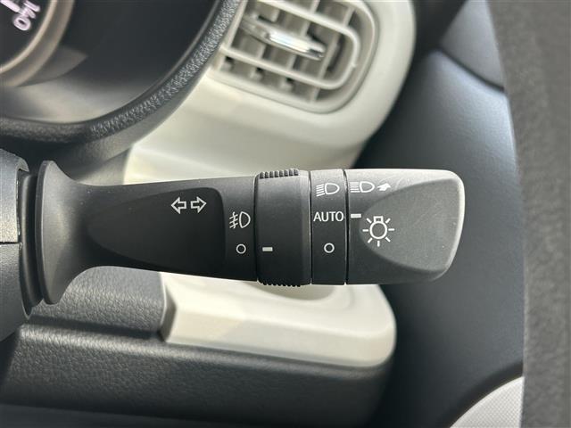 ムーヴキャンバス ストライプスＧ　ディスプレイオーディオ／バックカメラ／ＥＴＣ／両側電動スライドドア／前席シートヒーター／衝突警報機能／誤発進抑制機能／ふらつき警報／先行車発進お知らせ機能／標識認識機能／アダプティブドライビングビーム（10枚目）