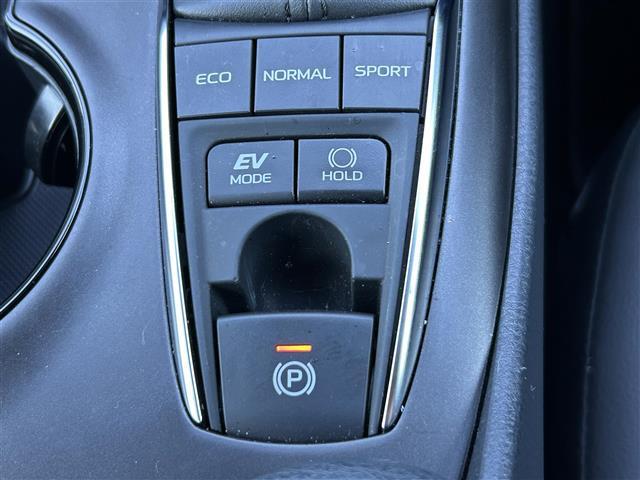 カムリ ＷＳ　純正ディスプレイオーディオ　Ｔコネクトナビ　ＪＢＬサウンドシステム　プリクラッシュセーフティ　全方位カメラ　レーダークルーズコントロール　ハーフレザーシート　スマートキー　ＬＥＤヘッドライト（11枚目）