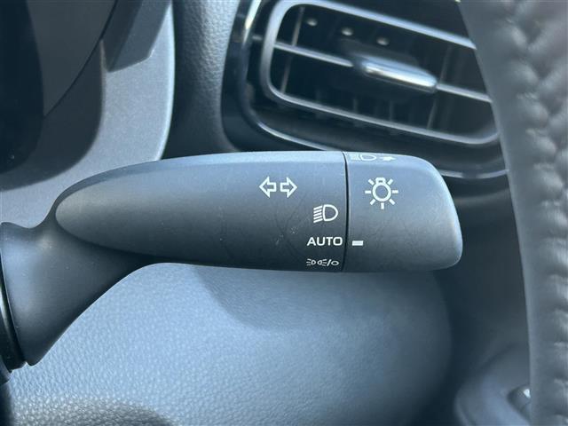 ヤリスクロス ハイブリッドZ 純正ディスプレイオーディオ/パノラミックビューモニター/ビルトインETC2.0/前席シートヒーター/ステアリングヒーター/プリクラッシュセーフティ/レーントレーシングアシスト/ロードサインアシスト(19枚目)