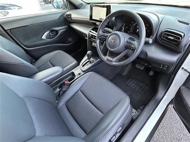 ヤリスクロス ハイブリッドZ 純正ディスプレイオーディオ/パノラミックビューモニター/ビルトインETC2.0/前席シートヒーター/ステアリングヒーター/プリクラッシュセーフティ/レーントレーシングアシスト/ロードサインアシスト(21枚目)