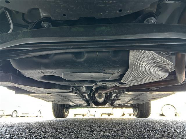 ヤリスクロス ハイブリッドZ 純正ディスプレイオーディオ/パノラミックビューモニター/ビルトインETC2.0/前席シートヒーター/ステアリングヒーター/プリクラッシュセーフティ/レーントレーシングアシスト/ロードサインアシスト(41枚目)