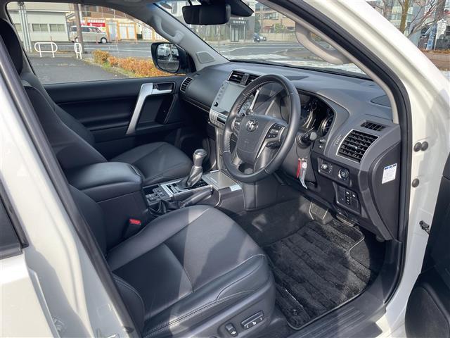 ランドクルーザープラド ＴＸ　Ｌパッケージ　マットブラックエディション　ワンオーナー　４ＷＤ　純正ディスプレイオーディオ　Ｔコネクトナビ　プリクラッシュセーフティ　レーダークルーズコントロール　前席パワーシート　シートヒーター　エアシート　前後ドライブレコーダー（23枚目）