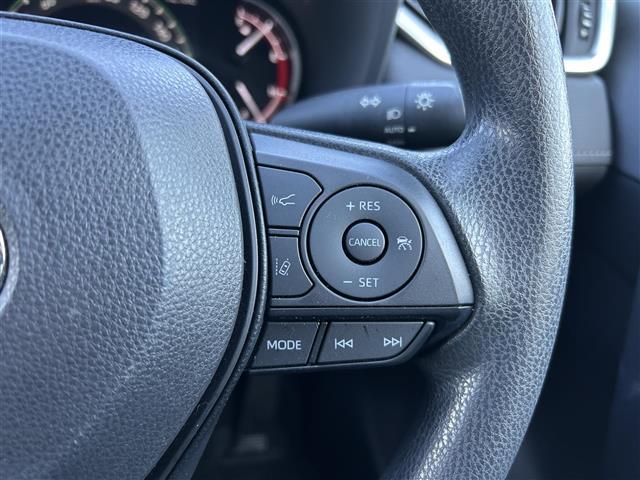 ＲＡＶ４ Ｘ　純正ディスプレイオーディオ／バックカメラ／ビルトインＥＴＣ２．０／プリクラッシュセーフティ／レーントレーシングアシスト／レーダークルーズコントロール／オートマチックハイビーム／ロードサインアシスト（14枚目）