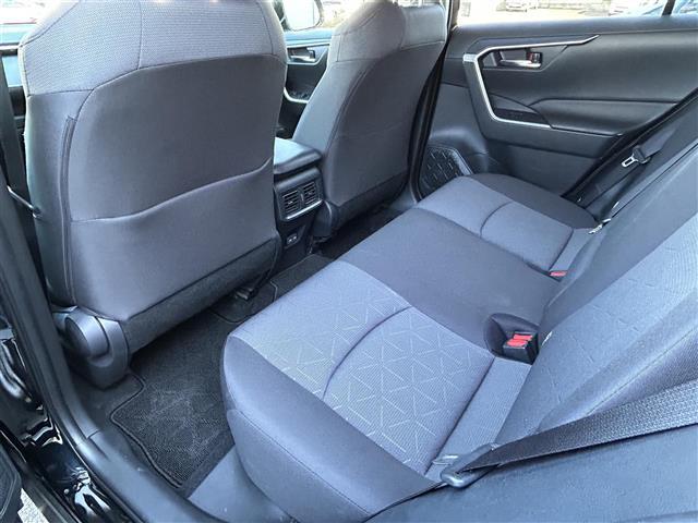 ＲＡＶ４ Ｘ　純正ディスプレイオーディオ／バックカメラ／ビルトインＥＴＣ２．０／プリクラッシュセーフティ／レーントレーシングアシスト／レーダークルーズコントロール／オートマチックハイビーム／ロードサインアシスト（26枚目）