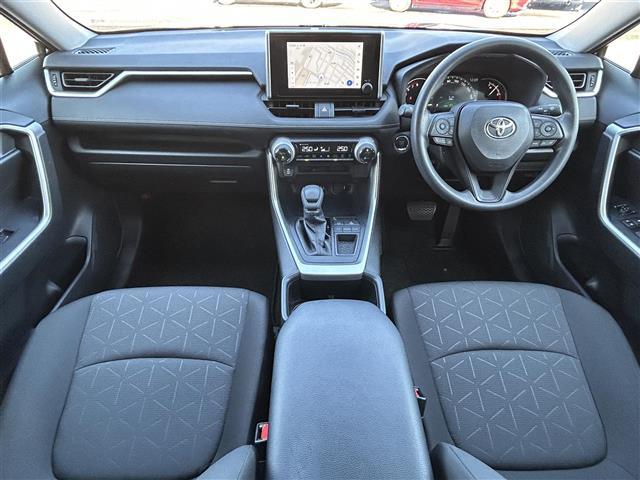 ＲＡＶ４ Ｘ　純正ディスプレイオーディオ／バックカメラ／ビルトインＥＴＣ２．０／プリクラッシュセーフティ／レーントレーシングアシスト／レーダークルーズコントロール／オートマチックハイビーム／ロードサインアシスト（42枚目）