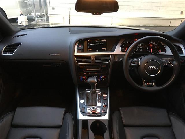 SB 2.0 TFSI クワトロ(3枚目)