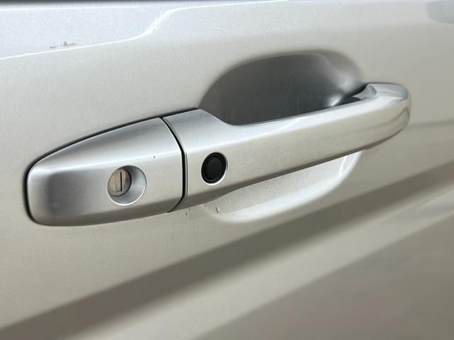 ステップワゴン G コンフォートセレクション 4WD ワンオーナー 純正SDナビ バックカメラ クルーズコントロール 両側パワースライドドア 寒冷地仕様 アイドリングストップ オートライト 社外ドライブレコーダー ステアリングスイッチ ETC(38枚目)