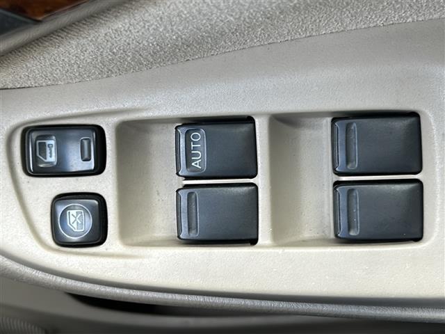 ブルーバードシルフィ 18Vi-4(12枚目)