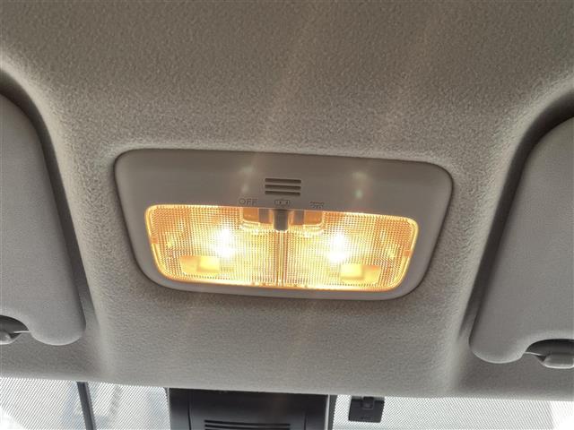 シエンタ G 純正SDナビ 両側パワースライドドア バックカメラ プリクラッシュセーフティ レーンディパーチャーアラート コーナーセンサー オートマチックハイビーム パーキングサポートブレーキ アイドリングストップ(35枚目)