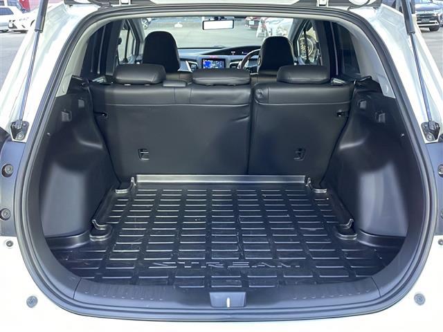 ジェイド RS・ホンダセンシング 禁煙車 車高調 社外18インチアルミホイール 純正メモリナビ Bluetooth フルセグTV バックカメラ 社外デジタルインナーミラー 社外レーダー HDMI クルーズコントロール プッシュスタート(26枚目)