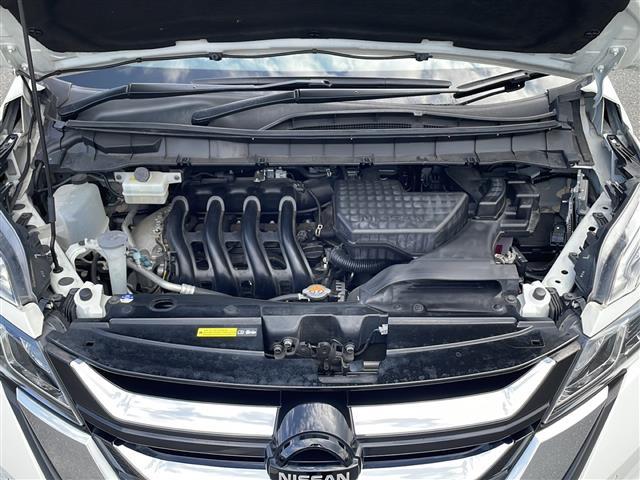 セレナ ハイウェイスター　ＶセレクションＩＩ　禁煙車　アルパインナビ　フリップダウン　全周囲カメラ　両側パワースライドドア　インテリジェントルームミラー　前席シートヒーター　プロパイロット　ツィータースピーカー　マフラーカッター　プッシュスタート（42枚目）