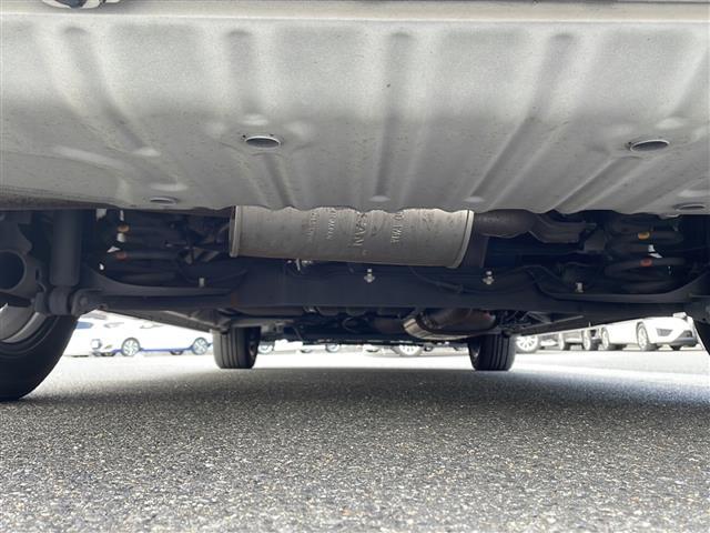 セレナ ハイウェイスター　ＶセレクションＩＩ　禁煙車　アルパインナビ　フリップダウン　全周囲カメラ　両側パワースライドドア　インテリジェントルームミラー　前席シートヒーター　プロパイロット　ツィータースピーカー　マフラーカッター　プッシュスタート（43枚目）