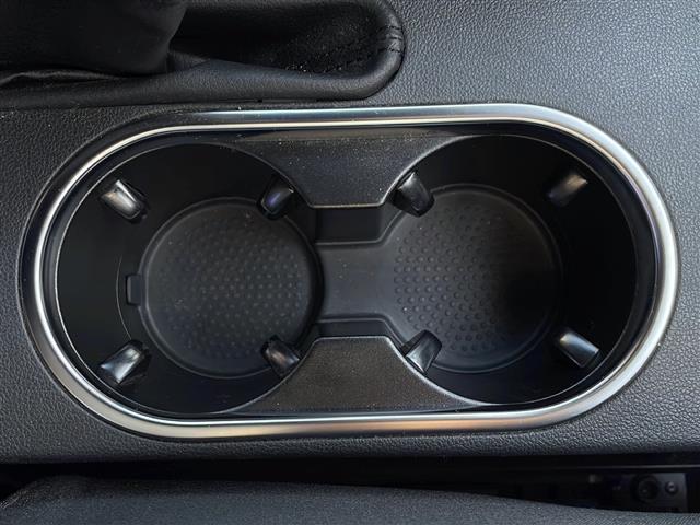 【ドリンクホルダー】横型２つのドリンクホルダー♪あると便利です♪