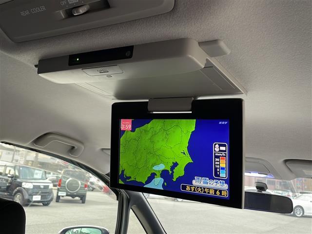 ヴォクシー ＺＳ　煌　純正メモリナビ　Ｂｌｕｅｔｏｏｔｈ　フルセグＴＶ　バックカメラ　両側パワースライドドア　純正フリップダウンモニター　スマートキー　プッシュスタート　前方ドライブレコーダー　コーナーセンサー　ＥＴＣ（2枚目）