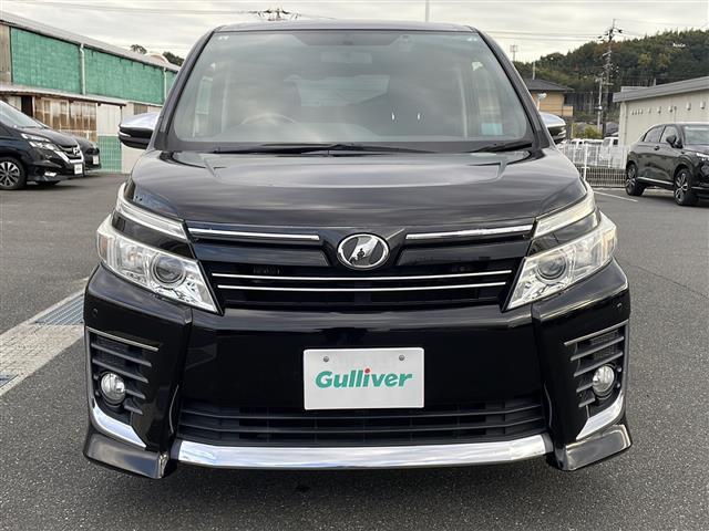 ヴォクシー ＺＳ　煌　純正メモリナビ　Ｂｌｕｅｔｏｏｔｈ　フルセグＴＶ　バックカメラ　両側パワースライドドア　純正フリップダウンモニター　スマートキー　プッシュスタート　前方ドライブレコーダー　コーナーセンサー　ＥＴＣ（31枚目）