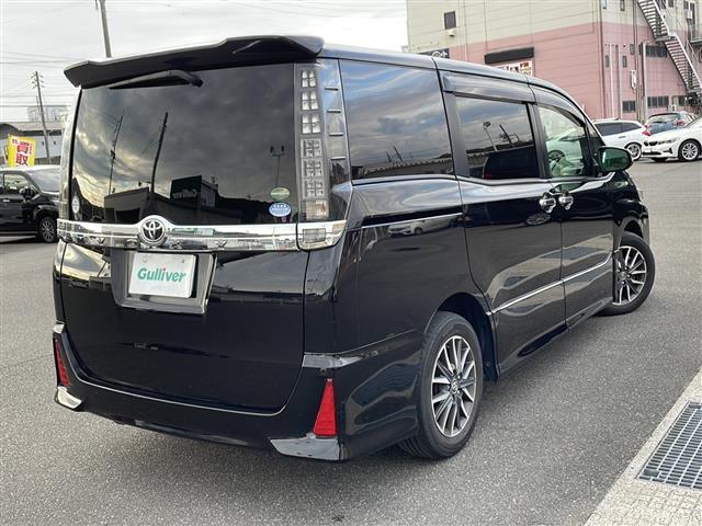 ヴォクシー ＺＳ　煌　純正メモリナビ　Ｂｌｕｅｔｏｏｔｈ　フルセグＴＶ　バックカメラ　両側パワースライドドア　純正フリップダウンモニター　スマートキー　プッシュスタート　前方ドライブレコーダー　コーナーセンサー　ＥＴＣ（36枚目）