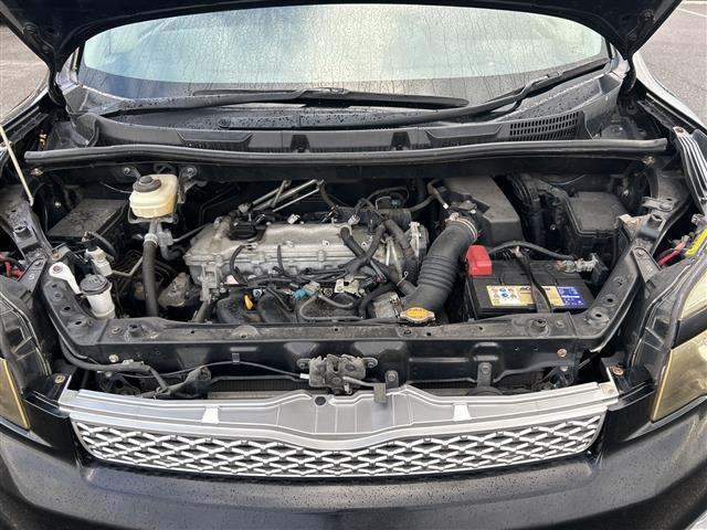 ヴォクシー ZS 煌 ワンオーナー 禁煙車 モデリスタエアロ スマートキー プッシュスタート フリップダウンモニター ETC 両側パワースライドドア 純正メモリナビ(TV/BT/DVD/ラジオ) バックカメラ 保証書(42枚目)