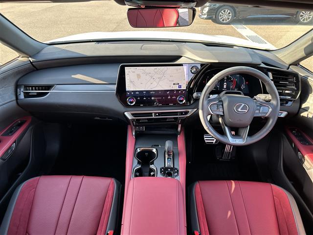 ＲＸ ＲＸ３５０　Ｆスポーツ　禁煙車　ワンオーナー　スマートキー　プッシュスタート　パノラマルーフ　純正ＨＤＤナビ（ＤＴＶ／ＢＴ／ＵＳＢ／ラジオ）　全方位カメラ　純正アルミホイール　純正フロアマット　レクサスチームメイト　保証書（6枚目）