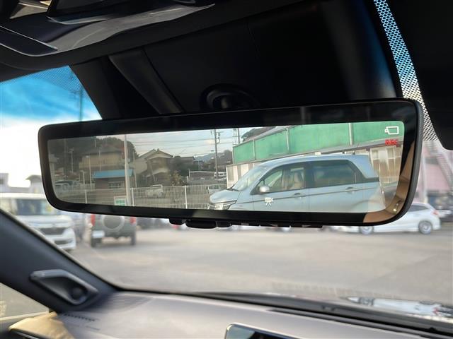 ハリアーハイブリッド Z 禁煙車 JBLサウンドシステム 純正ナビ 全周囲カメラ デジタルインナーミラー ヘッドアップディスプレイ ハーフレザーシート パワーバックドア レーダークルーズコントロール 純正19インチAW ETC(3枚目)