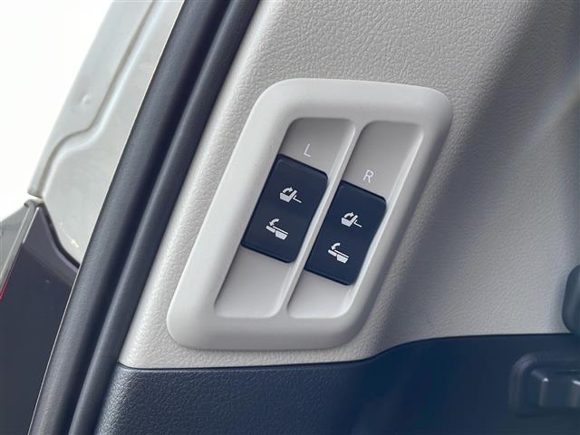 ランドクルーザープラド TZ-G 禁煙車 純正アルミ付きサマータイヤ4本車載 アルパインナビ Bluetooth フルセグTV バックカメラ 黒レザーシート クルーズコントロール フリップダウンモニター 社外デジタルインナーミラー(19枚目)