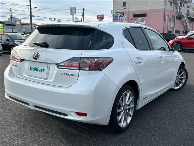 ＣＴ ＣＴ２００ｈ　バージョンＬ　禁煙車　黒レザーシート　前席シートヒーター　ワンオーナー車　純正ナビ　フルセグＴＶ　バックカメラ　スマートキー　プッシュスタート　ＬＥＤヘッドライト　ＥＴＣ　純正１７インチアルミホイール　クルコン（36枚目）