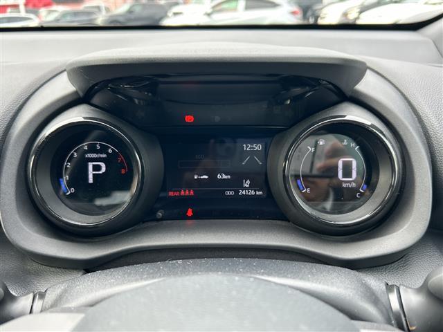 ヤリス Ｚ　ワンオーナー　前後ドライブレコーダー　スマートキー　プッシュスタート　ＥＴＣ　純正ＨＤＤナビ（ＢＴ／ＵＳＢ／ラジオ／Ｍｉｒａｃａｓｔ）　全方位カメラ　シートヒーター＆ステアリングヒーター　保証書（12枚目）