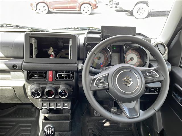 ジムニーシエラ ＪＣ　ワンオーナー車　オーディオレス車両　ＬＥＤヘッドライト　クルーズコントロール　スマートキー　プッシュスタート　前席シートヒーター　ダウンヒルアシストコントロール　純正１５インチアルミホイール（5枚目）