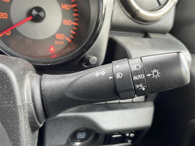 ジムニーシエラ ＪＣ　ワンオーナー車　オーディオレス車両　ＬＥＤヘッドライト　クルーズコントロール　スマートキー　プッシュスタート　前席シートヒーター　ダウンヒルアシストコントロール　純正１５インチアルミホイール（16枚目）