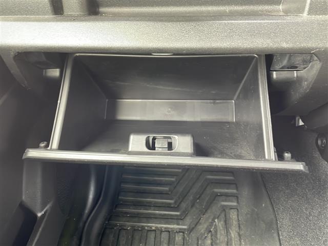 ジムニーシエラ ＪＣ　ワンオーナー車　オーディオレス車両　ＬＥＤヘッドライト　クルーズコントロール　スマートキー　プッシュスタート　前席シートヒーター　ダウンヒルアシストコントロール　純正１５インチアルミホイール（18枚目）