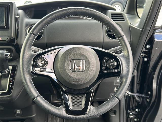 Ｎ－ＢＯＸカスタム Ｌターボ　ワンオーナー　禁煙車　スマートキー　プッシュスタート　ＥＴＣ　両側パワースライドドア　社外メモリナビ（ＤＴＶ／ＢＴ／ＤＶＤ／ラジオ）　バックカメラ　オートエアコン　オートライト　保証書　取扱説明書（5枚目）