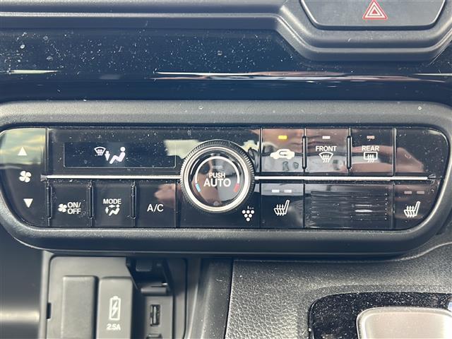 Ｎ－ＢＯＸカスタム Ｌターボ　ワンオーナー　禁煙車　スマートキー　プッシュスタート　ＥＴＣ　両側パワースライドドア　社外メモリナビ（ＤＴＶ／ＢＴ／ＤＶＤ／ラジオ）　バックカメラ　オートエアコン　オートライト　保証書　取扱説明書（7枚目）