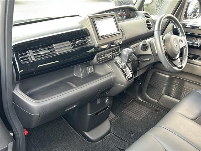Ｎ－ＢＯＸカスタム Ｌターボ　ワンオーナー　禁煙車　スマートキー　プッシュスタート　ＥＴＣ　両側パワースライドドア　社外メモリナビ（ＤＴＶ／ＢＴ／ＤＶＤ／ラジオ）　バックカメラ　オートエアコン　オートライト　保証書　取扱説明書（25枚目）