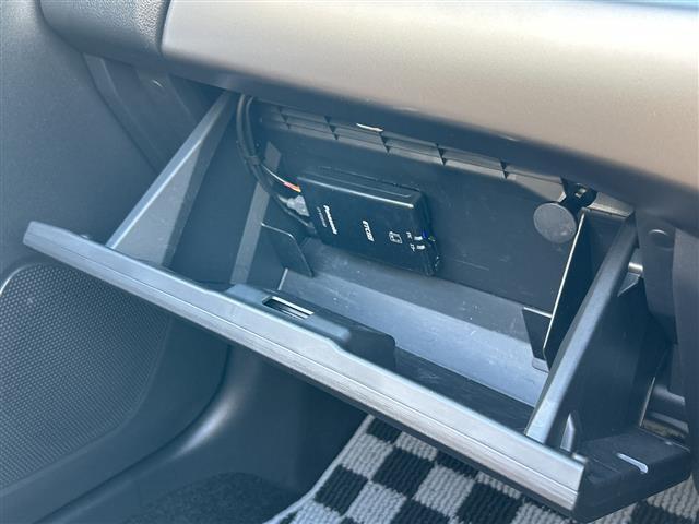 コペン セロ　ワンオーナー　前方ドライブレコーダー　禁煙車　スマートキー　プッシュスタート　ＥＴＣ　社外メモリナビ（ＤＴＶ／ＢＴ／ＤＶＤ／ラジオ）　バックカメラ　オートエアコン　オートライト　保証書　スペアキー（19枚目）