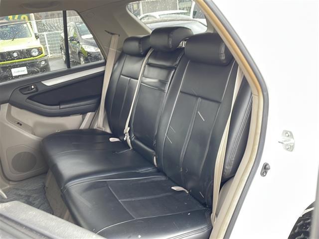 ハイラックスサーフ ＳＳＲ－Ｘ　禁煙車　リモコンキー　前後ドライブレコーダー　社外ディスプレイオーディオ（ＢＴ／ＤＶＤ／ＵＳＢ／ラジオ）　社外シートカバー　オートエアコン　オートライト　ＴＲＤアルミホイール　純正フロアマット（25枚目）