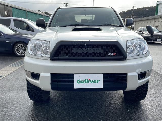 ハイラックスサーフ ＳＳＲ－Ｘ　禁煙車　リモコンキー　前後ドライブレコーダー　社外ディスプレイオーディオ（ＢＴ／ＤＶＤ／ＵＳＢ／ラジオ）　社外シートカバー　オートエアコン　オートライト　ＴＲＤアルミホイール　純正フロアマット（29枚目）