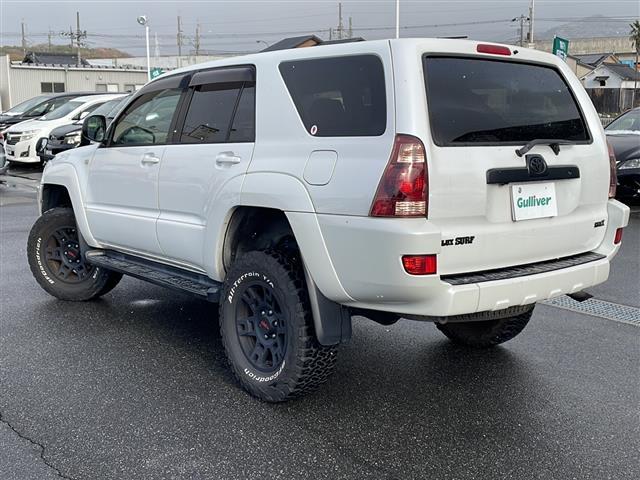 ハイラックスサーフ ＳＳＲ－Ｘ　禁煙車　リモコンキー　前後ドライブレコーダー　社外ディスプレイオーディオ（ＢＴ／ＤＶＤ／ＵＳＢ／ラジオ）　社外シートカバー　オートエアコン　オートライト　ＴＲＤアルミホイール　純正フロアマット（32枚目）