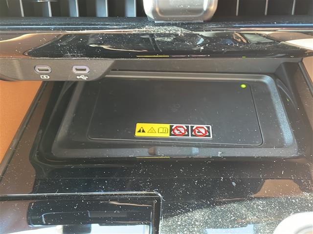 ヴェルファイア Ｚ　プレミア　ワンオーナー　禁煙車　ムーンルーフ　純正ナビ　Ｂｌｕｅｔｏｏｔｈ　フルセグＴＶ　全周囲カメラ　ブラインドスポットモニター　ヘッドアップディスプレイ　シートヒーター＆ベンチレーション　パワーバックドア（10枚目）