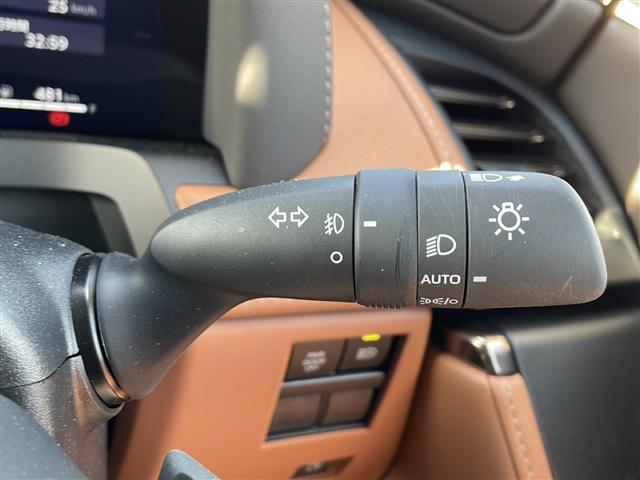 ヴェルファイア Ｚ　プレミア　ワンオーナー　禁煙車　ムーンルーフ　純正ナビ　Ｂｌｕｅｔｏｏｔｈ　フルセグＴＶ　全周囲カメラ　ブラインドスポットモニター　ヘッドアップディスプレイ　シートヒーター＆ベンチレーション　パワーバックドア（14枚目）