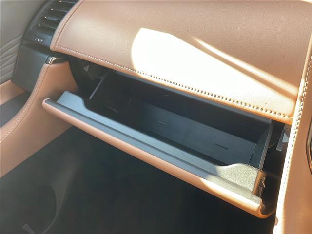 ヴェルファイア Ｚ　プレミア　ワンオーナー　禁煙車　ムーンルーフ　純正ナビ　Ｂｌｕｅｔｏｏｔｈ　フルセグＴＶ　全周囲カメラ　ブラインドスポットモニター　ヘッドアップディスプレイ　シートヒーター＆ベンチレーション　パワーバックドア（18枚目）