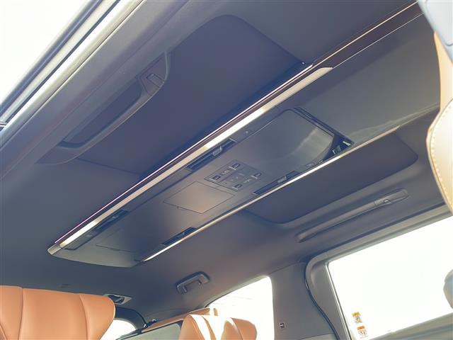 ヴェルファイア Ｚ　プレミア　ワンオーナー　禁煙車　ムーンルーフ　純正ナビ　Ｂｌｕｅｔｏｏｔｈ　フルセグＴＶ　全周囲カメラ　ブラインドスポットモニター　ヘッドアップディスプレイ　シートヒーター＆ベンチレーション　パワーバックドア（22枚目）