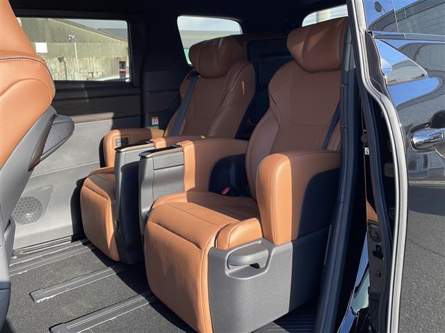 ヴェルファイア Ｚ　プレミア　ワンオーナー　禁煙車　ムーンルーフ　純正ナビ　Ｂｌｕｅｔｏｏｔｈ　フルセグＴＶ　全周囲カメラ　ブラインドスポットモニター　ヘッドアップディスプレイ　シートヒーター＆ベンチレーション　パワーバックドア（28枚目）