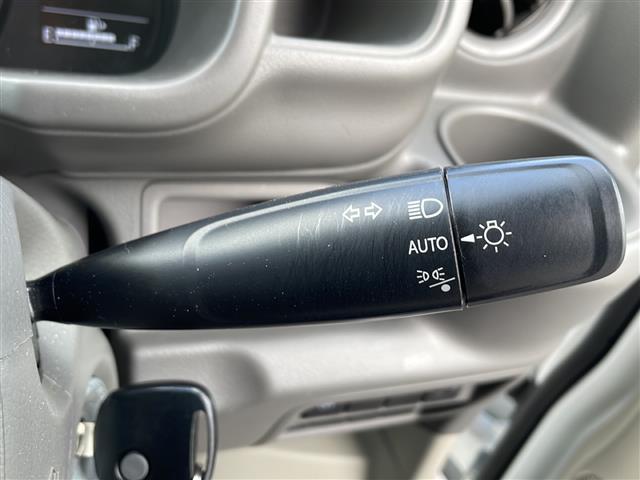 �y�@�I�[�g���C�g�@�z�I�[�g���C�g�Ȃ̂Ń��C�g�̓_���Y����C�ɂ��邱�ƂȂ��^�]���o���܂���