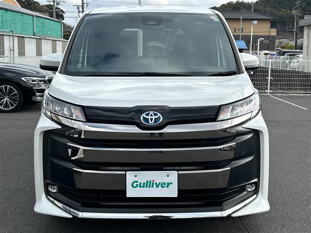 ノア ハイブリッドＳ－Ｚ　ワンオーナー　禁煙車　スマートキー　プッシュスタート　ＥＴＣ２．０　両側パワースライドドア　トヨタチームメイトアドバンストドライブ　ドライバーモニターカメラ　純正ＨＤＤナビ　保証書　スペアキー（30枚目）