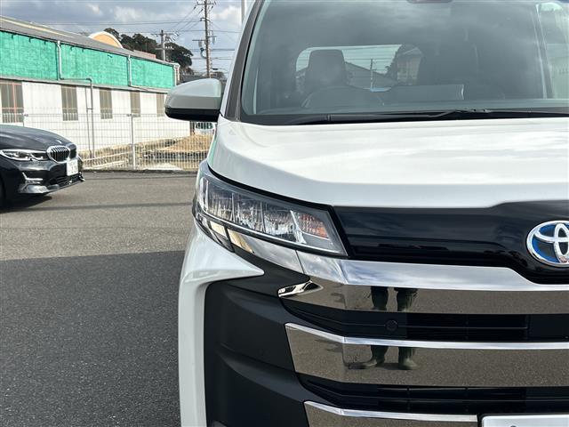 ノア ハイブリッドＳ－Ｚ　ワンオーナー　禁煙車　スマートキー　プッシュスタート　ＥＴＣ２．０　両側パワースライドドア　トヨタチームメイトアドバンストドライブ　ドライバーモニターカメラ　純正ＨＤＤナビ　保証書　スペアキー（37枚目）