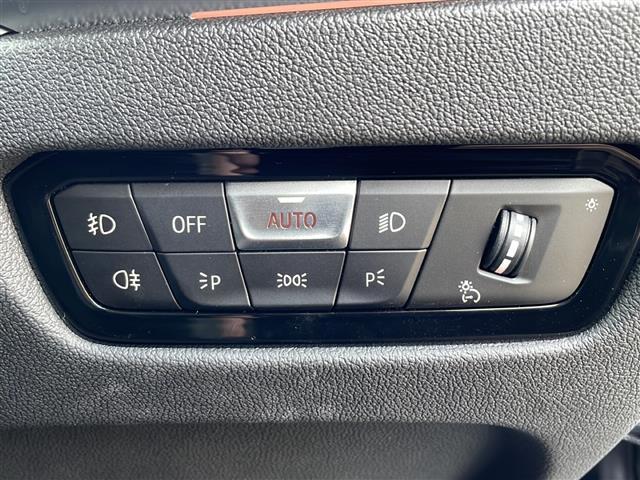 �y�@�I�[�g���C�g�@�z�I�[�g���C�g�Ȃ̂Ń��C�g�̓_���Y����C�ɂ��邱�ƂȂ��^�]���o���܂���